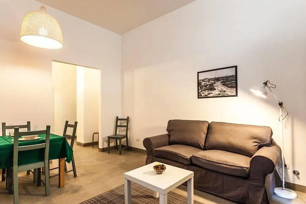 Temporary House - Sant'Agostino Apartment Milan