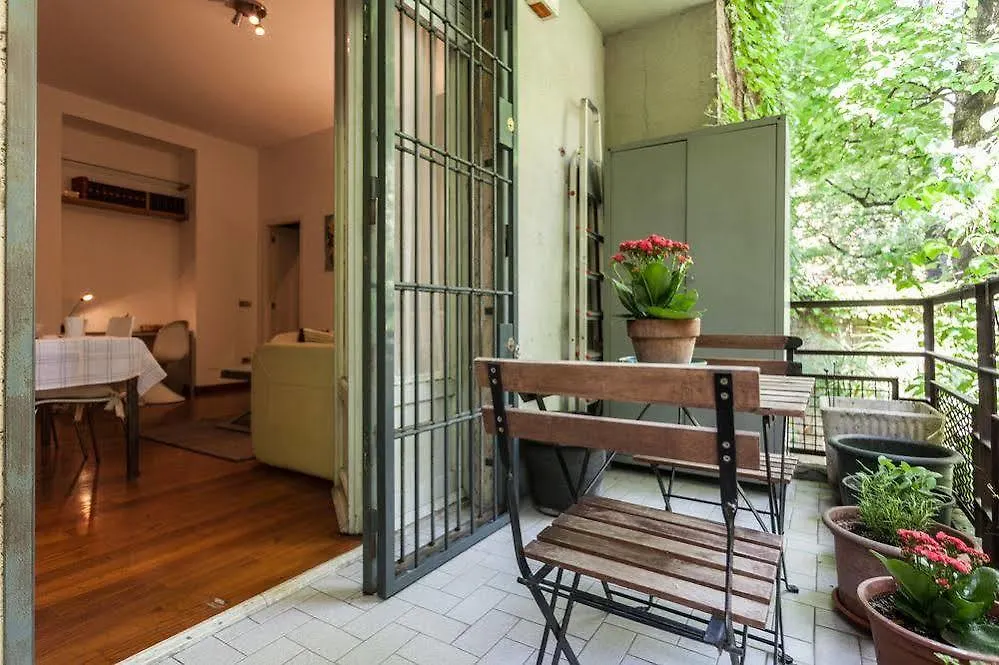 Temporary House - Sant'Agostino Apartment Milan