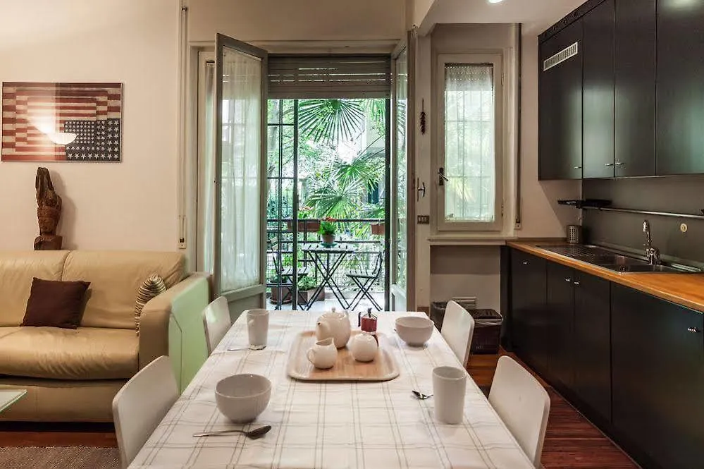 Temporary House - Sant'Agostino Apartment Milan